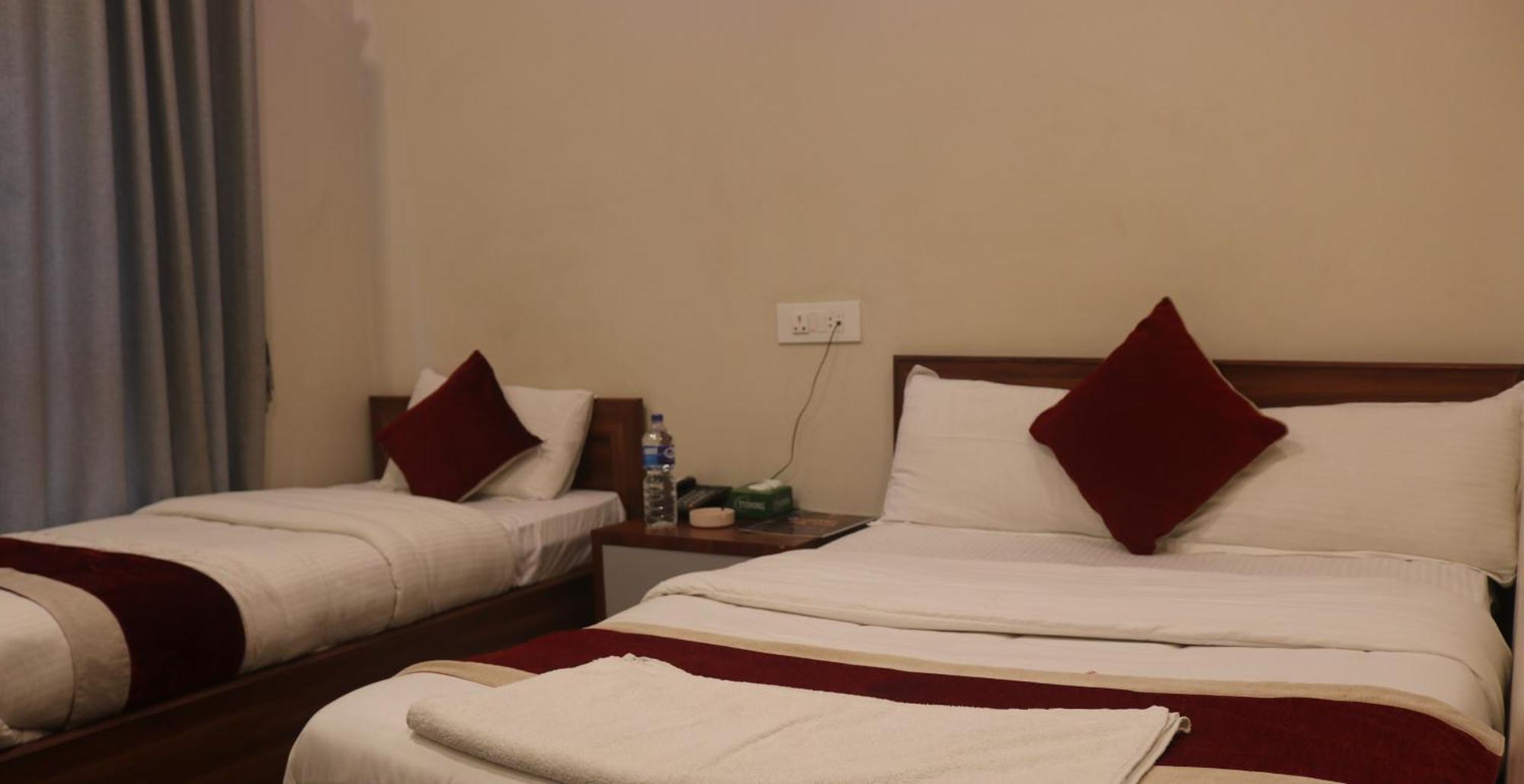 Hotel Tiktok Kathmandu Esterno foto