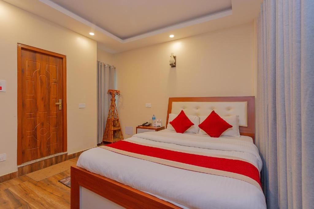 Hotel Tiktok Kathmandu Esterno foto
