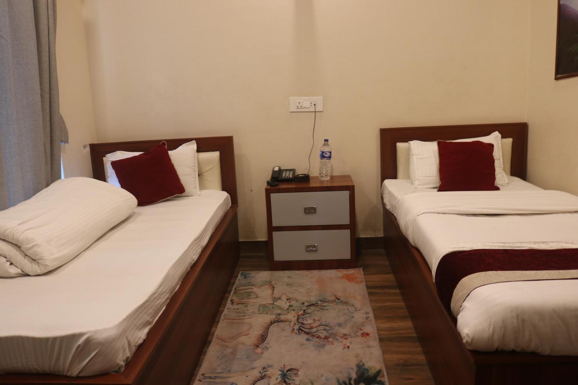 Hotel Tiktok Kathmandu Esterno foto