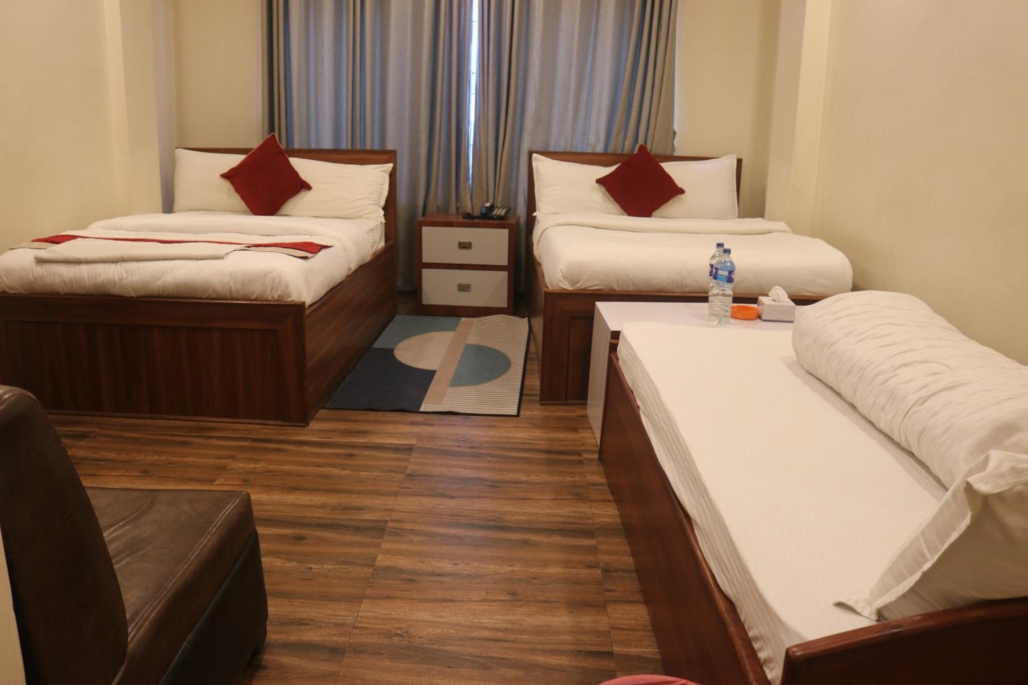 Hotel Tiktok Kathmandu Esterno foto