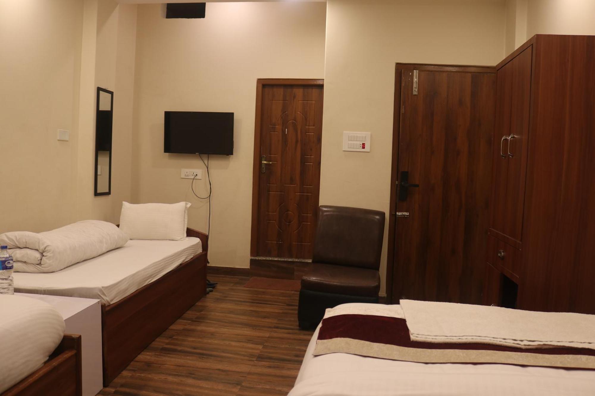 Hotel Tiktok Kathmandu Esterno foto