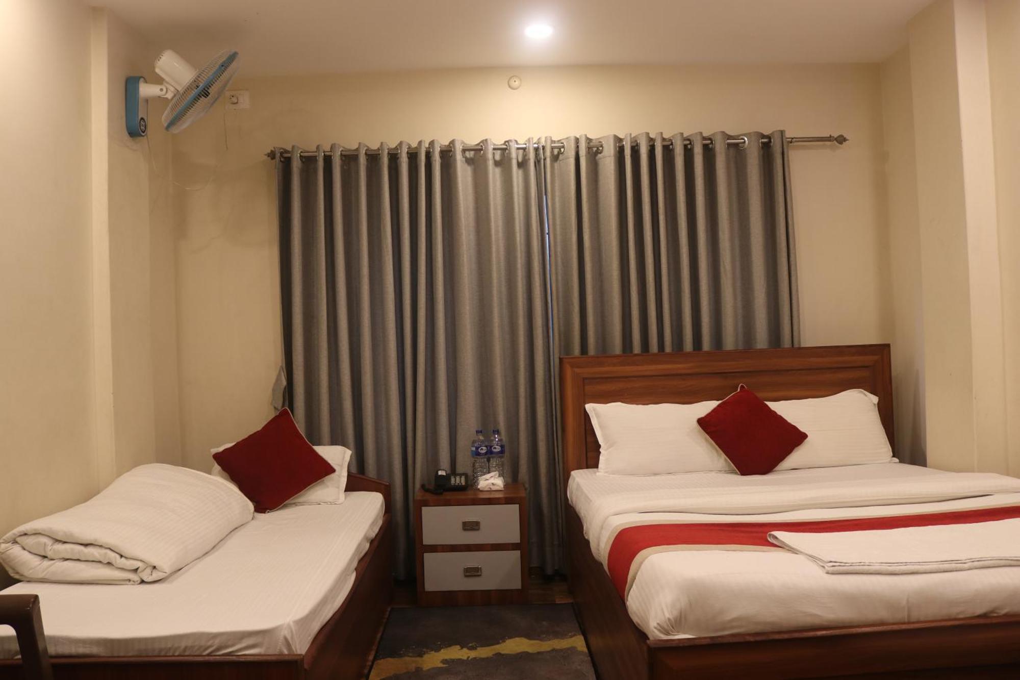 Hotel Tiktok Kathmandu Esterno foto