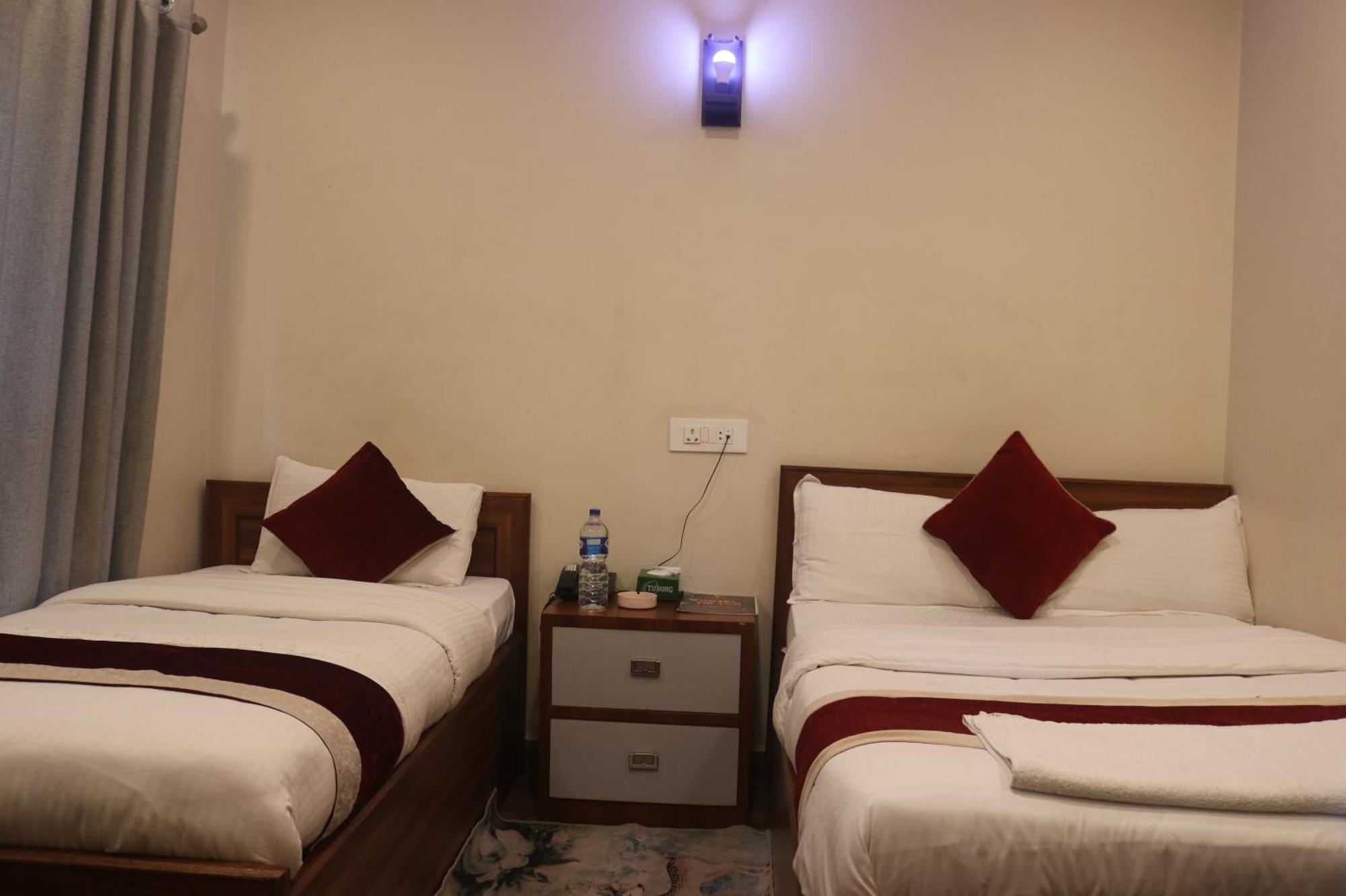 Hotel Tiktok Kathmandu Esterno foto